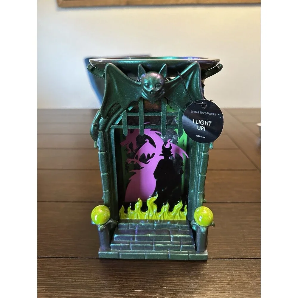 Bath & Body Works Light Up MALEFICENT Shadowbox Pedestal 3-Wick Candle Holder